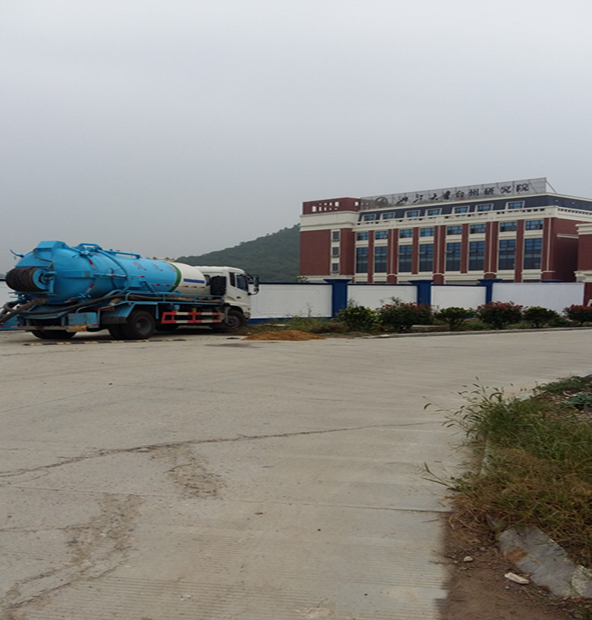 雨水管道及污水管道清理管道內(nèi)淤泥的施工方法有哪些？